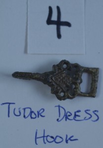 Tudor Dress Hook 4